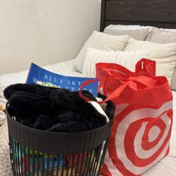 Baby oatmeal, food jars, books & toys 