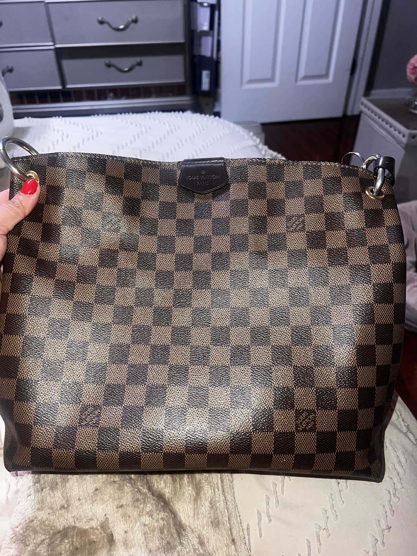 Authentic Louis Vuitton Graceful