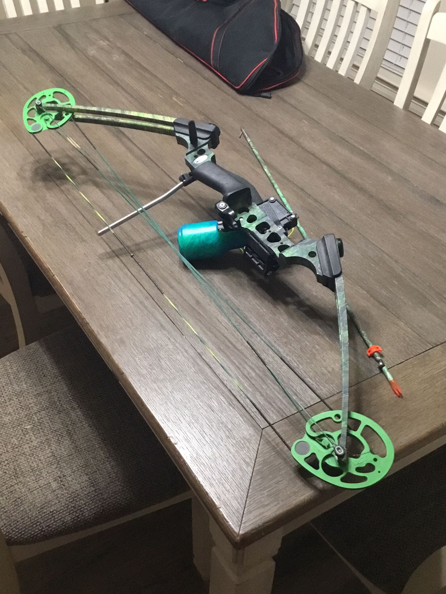 AMS “swamp Thing” Camo Bowfishing Compound Fishing Bow Includes, Dvd, Maual Decal