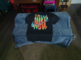 Nike graphic tshirts