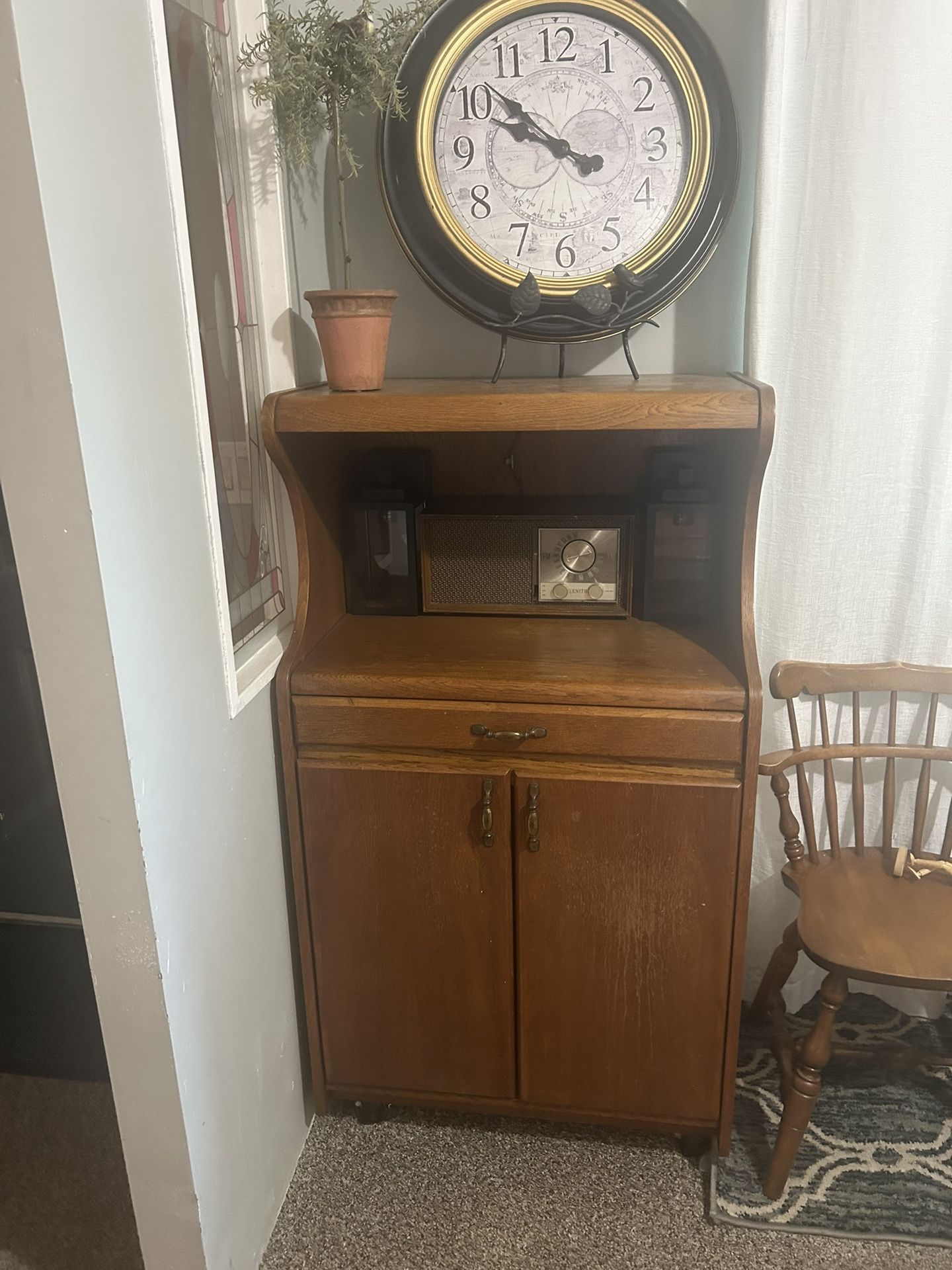 Old Microwave Stand/bar