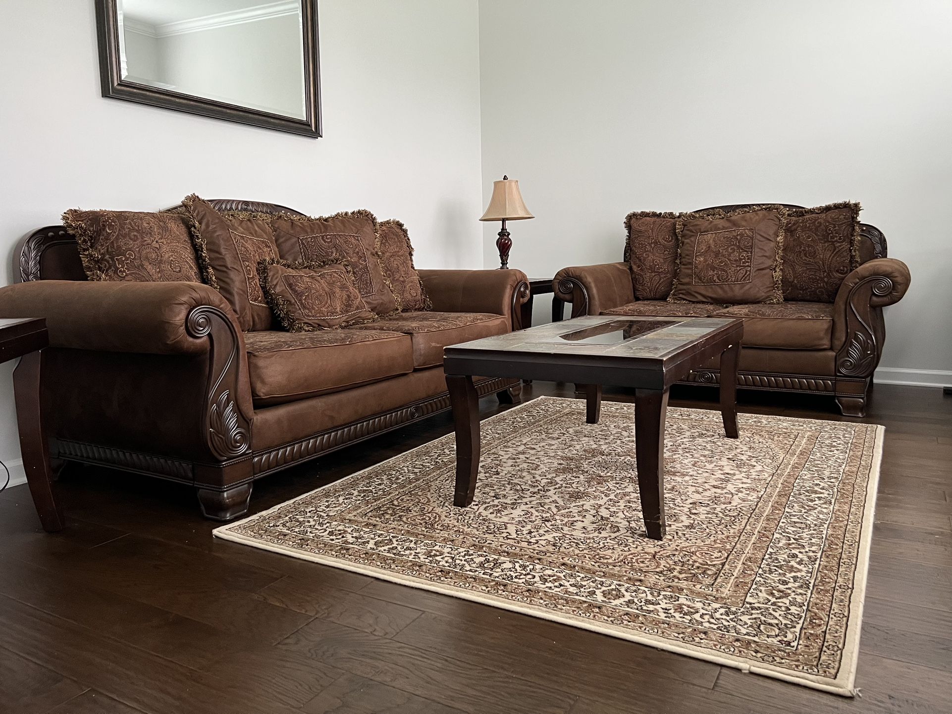 Sofa Set With Carpet And Set Of 3 Lamps