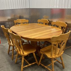 Awesome Dining Table with 6 chairs - Solid Wood