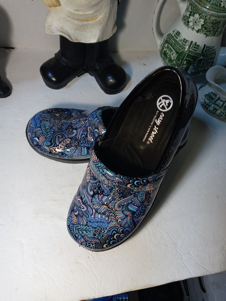 Easy Works By Easy Street Size 10w Blue Slip On Slip Resistant Clogs
