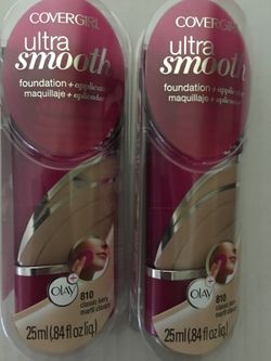 Covergirl Ultra Smooth Foundation & Applicator