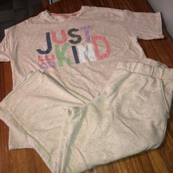 Just Be Kind Size Large Cream Sweatpants With Pockets And Shirt