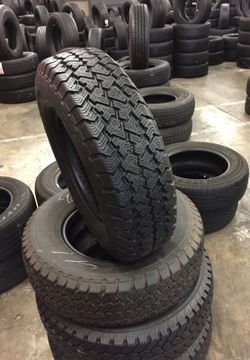 225/75rf15 Dunlop tires