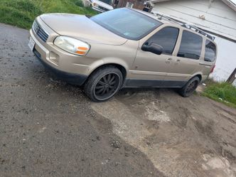 2005 Saturn Relay