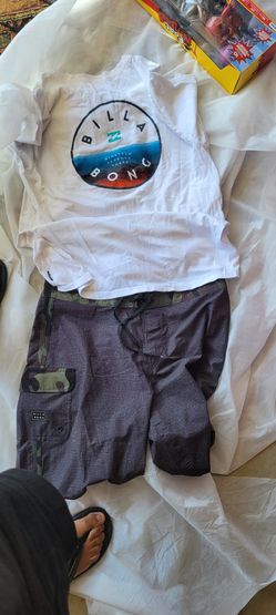 Billabong 73 Pro Shorts Size 32 And Tshirt Large
