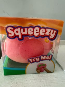 Viral Sunny Days Jumbo Squeezy Peach – Squishy Toy