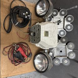 StarBeam SB1 remote control spotlight, With Mounting Magnets