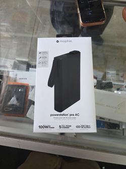 Mophie powerstation  pro AC
