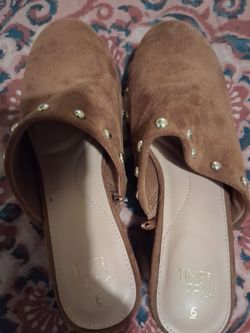 Time and Tru women's  shoe