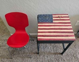 Kids American Flag Desk w/ Chair