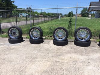 Today Only!!! $400 cash 22" wheels 6 lug universal ford and Chevy