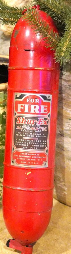 FIRE EXTINGUISHER - Vintage