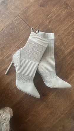 Steve Madden Nude w Stiletto Heel