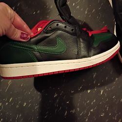Nike Air Jordan 1 Retro Low OG "Gorge Green".