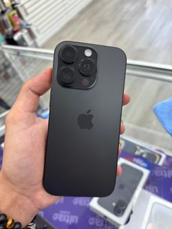 iPhone 16 pro 128gb UNLOCKED