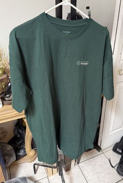 Men's Wrangler ATG Shirt Size XXL (true to size)