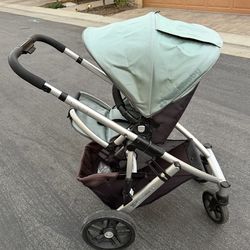 Uppababy Vista Stroller and bassinet