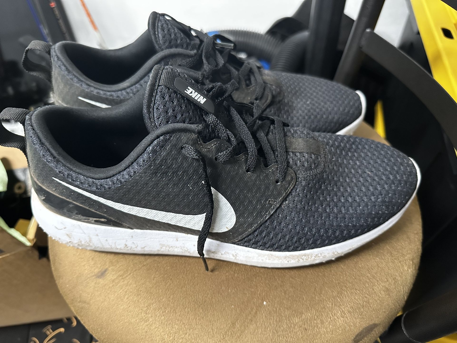 Nike Gold Shoes Size10.5 M