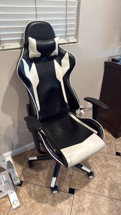 Gaming chair