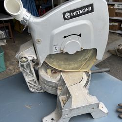 Hitachi 15” Miter Saw With Spare Blade 