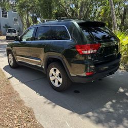 2011 Jeep Grand Cherokee Laredo A Sport Utility 4D