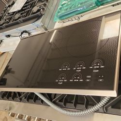 Wolf 36” Induction Cooktop