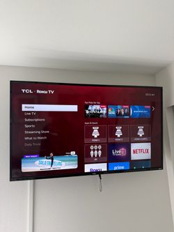 TCL 50in TV with Roku