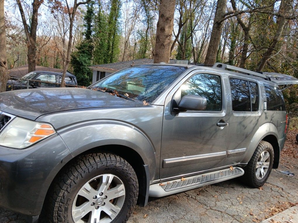 2008 Nissan Pathfinder