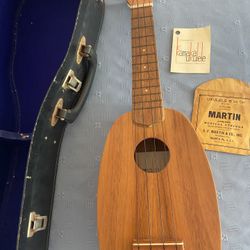 Antique Kamaka ukulele. 4-string.  Marked inside  Oct 1, 1971. Vintage Hawaiian 