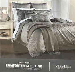 Martha Stewart Collection  //14-piece King Comforter Set