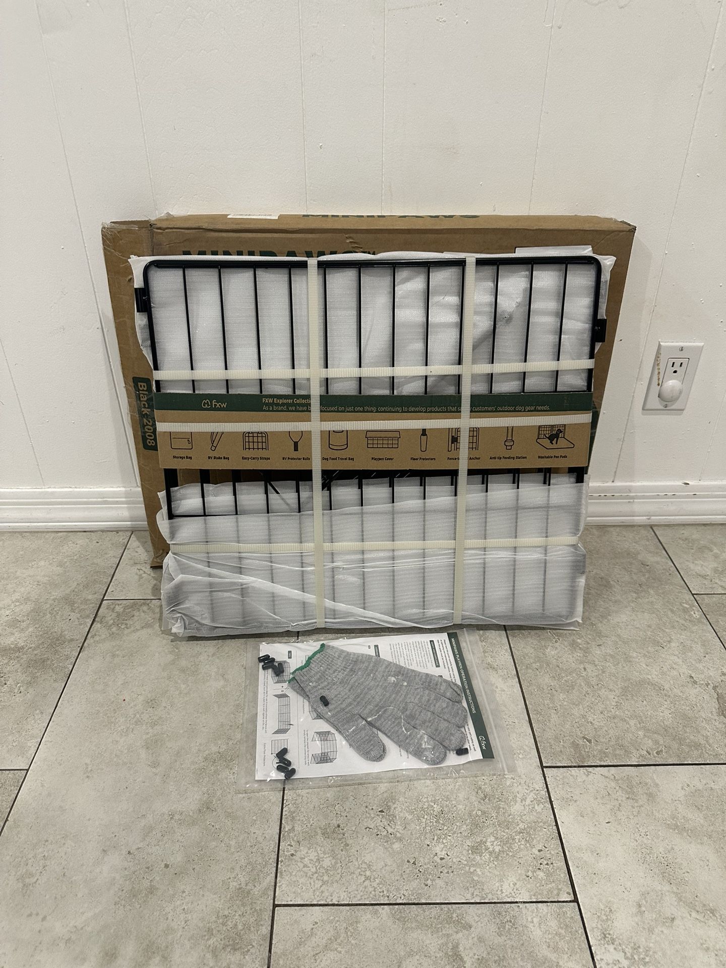Heavy Duty Playpen / Pet Fence