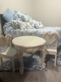 Table and chair set