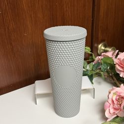 Textured Matte Gray Tumbler With Lid 