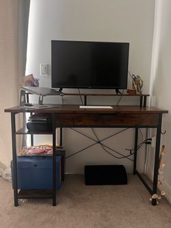 Desk with one drawer