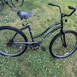 Huffy adult beach cruiser bicycle 26” tires bike ready to ride 