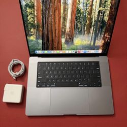 MacBook Pro 16” M1 Pro Chip 16gb/512gb