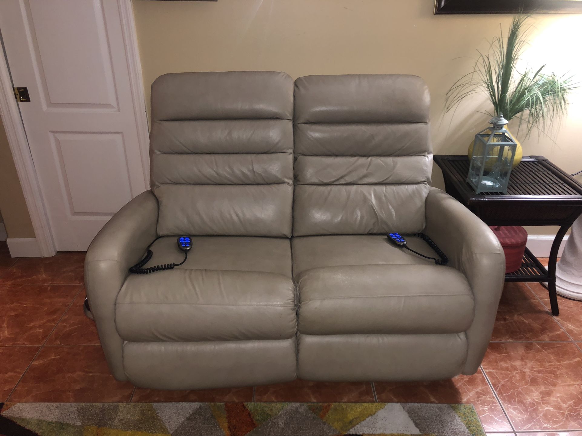 La-Z-Boy Twin Electric Recliner