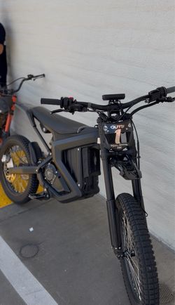 Rawrr Mantis X  NO TRADES