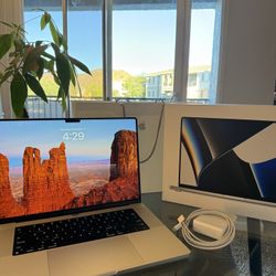 Apple M1 Max MacBook Pro 16" w/ Full AppleCare Plus Coverage, All Accessories, Packaging, and Apple Shopping Bag
