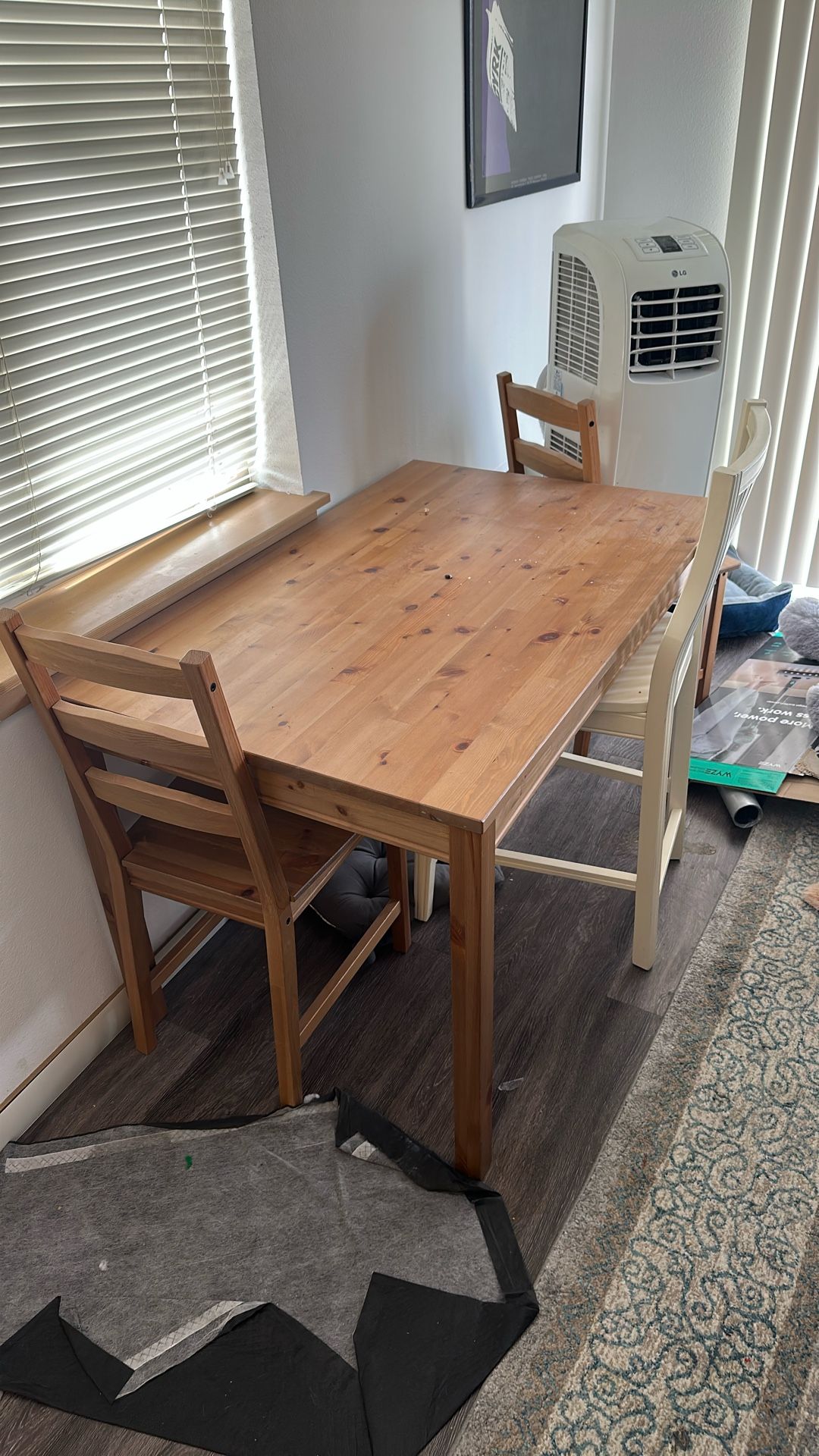 *FREE* IKEA Dining Table
