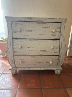 Crackle painted 3 drawer Dresser
