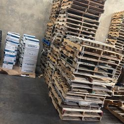 48x40 Pallets Good Condition 
