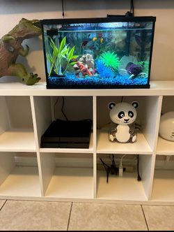 IKEA KALLAX White Cube Shelf