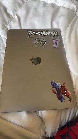 2013 MacBook Pro CRACKED SCREEN!!!