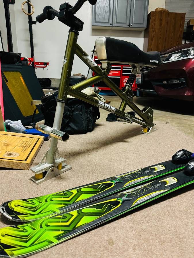 Ski Bike K2 BMX Snowboard