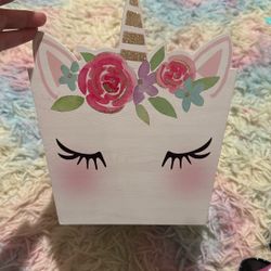 Girls Storage 